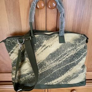 NWT Weekend bag